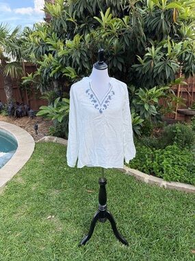 White Embroidered V-Neck Women’s Top